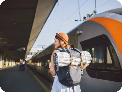 Practical Habits for Traveling Alone Safely and With Confidence